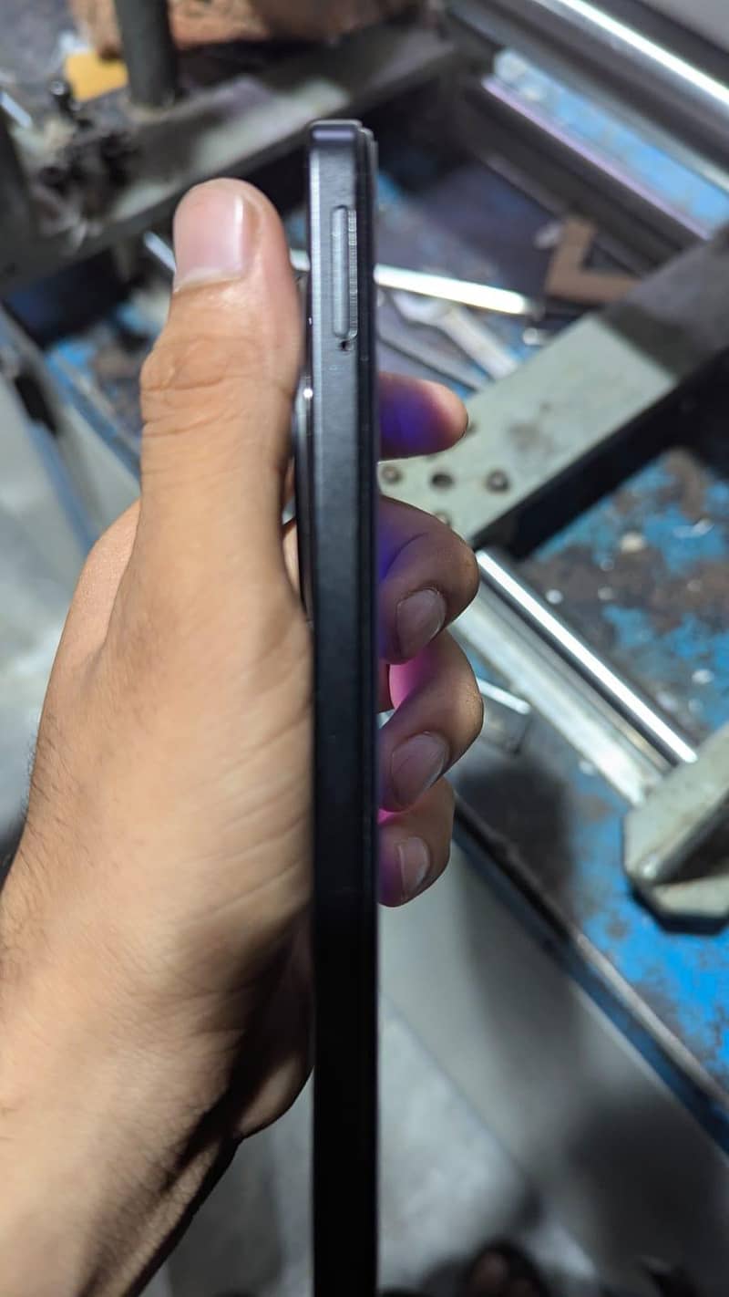 Xiaomi POCO C75 3