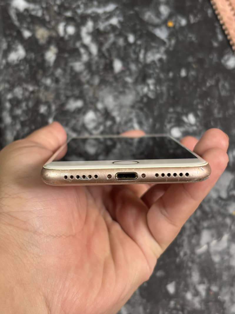 iPhone 8 1