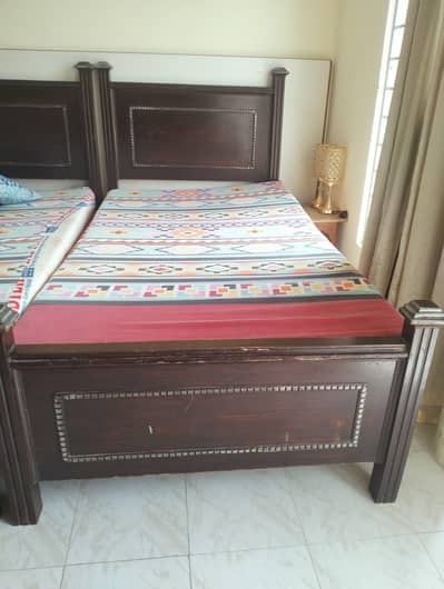 Single Bed (pair)