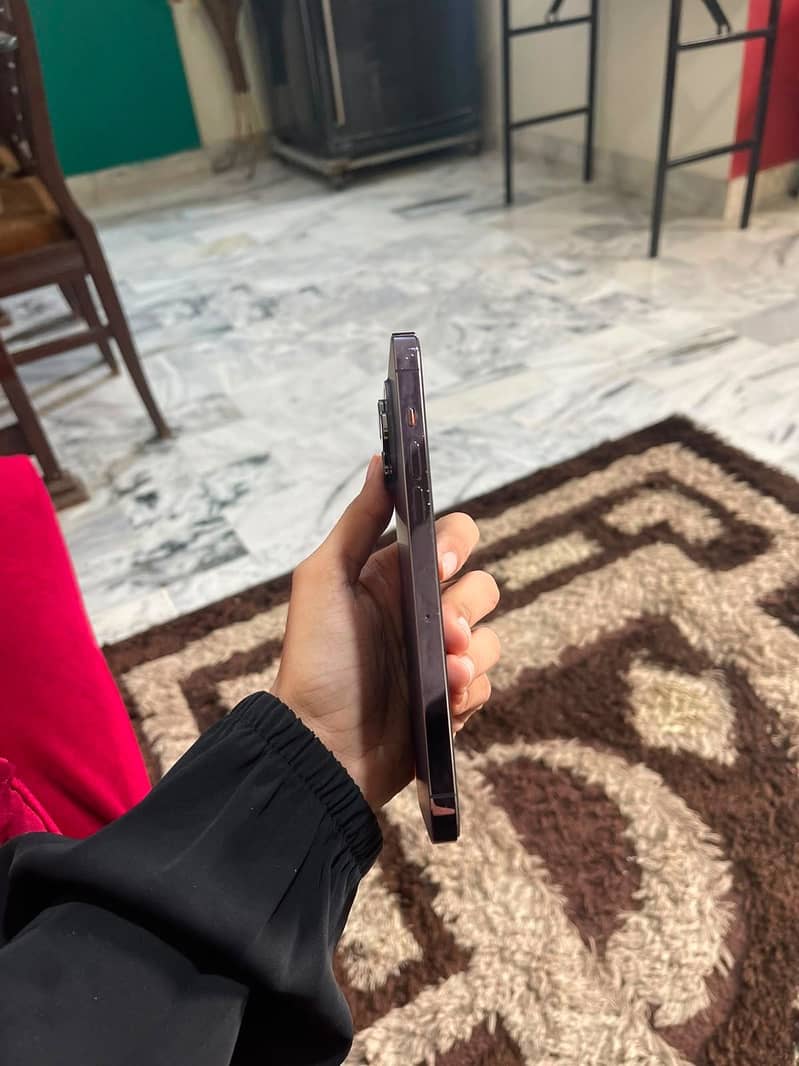 Apple iPhone 14 Pro Max 2