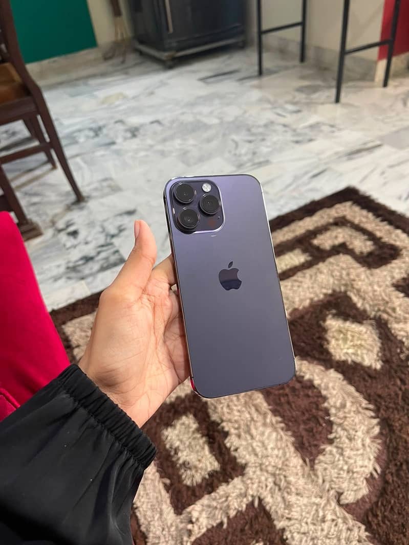 Apple iPhone 14 Pro Max 6
