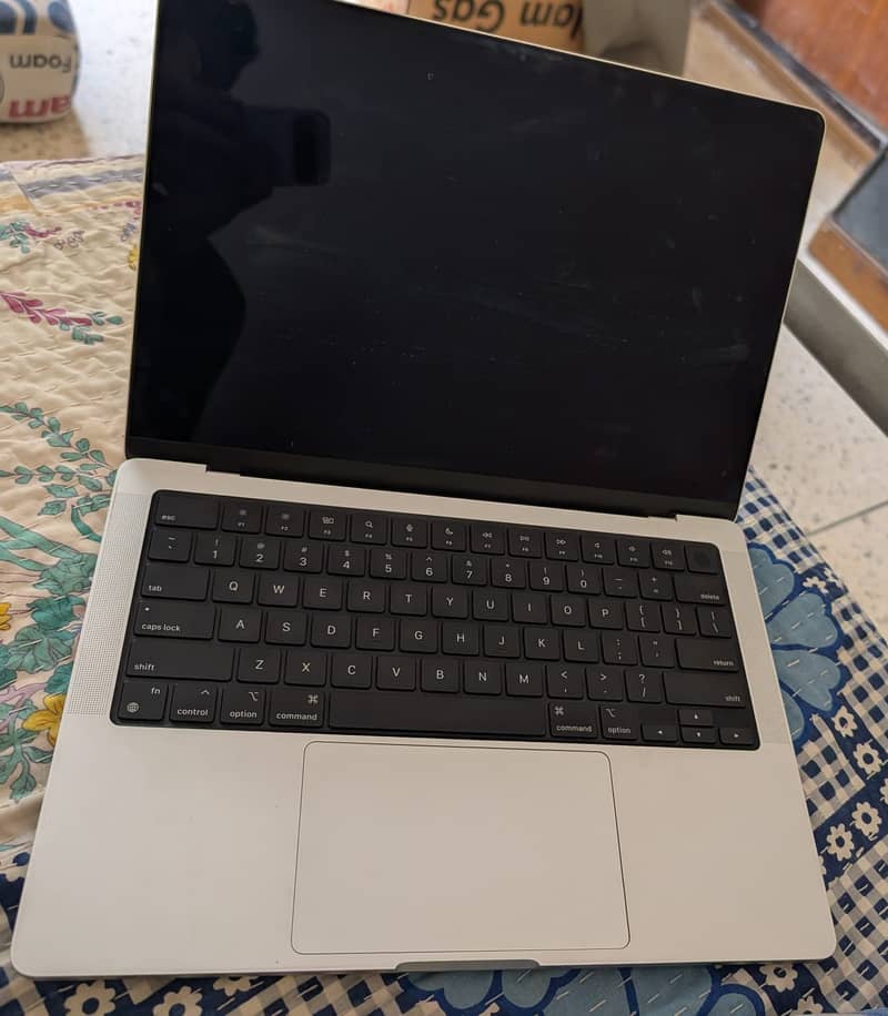 MacBook Pro M1 Pro Chip 8