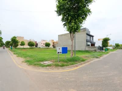 20 Marla Residential Plot Available For Sale In New Lahore City Phase 2 On Very Good Location Near To Park And Market