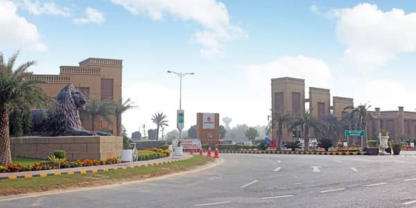 5 Marla Commercial Plot Available For Sale In New Lahore City Phase 2 On Very Good Location On main Boulevard 150feet Road with 50 wide parking hottest location plot