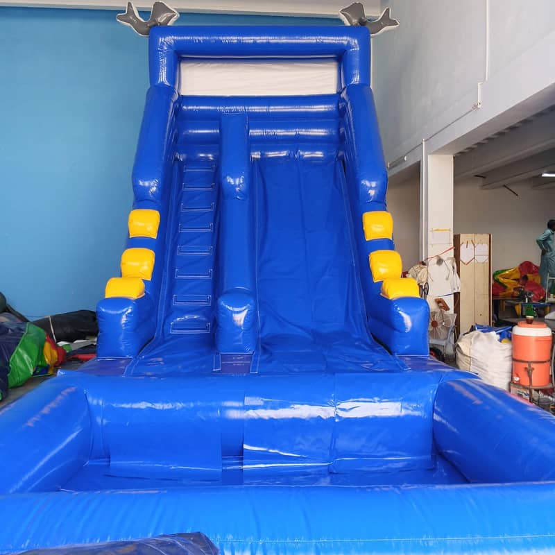 jumping castle 0