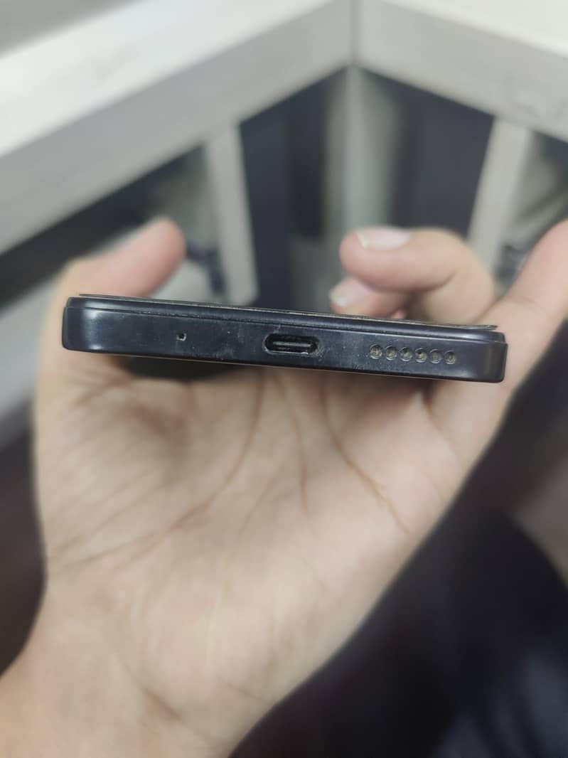 Realme 13 2