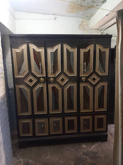 Steel Almirah brand new condition for sale (whatsapp 03249938106)