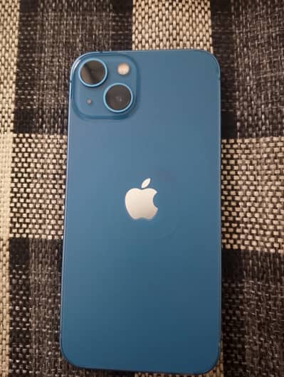 Apple iPhone 13