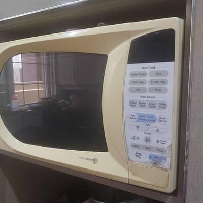 LG Microwave Oven Big Size 40L
