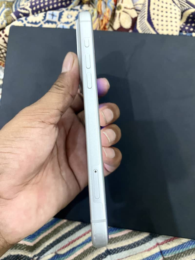 Apple iPhone 17 Pro Max 1