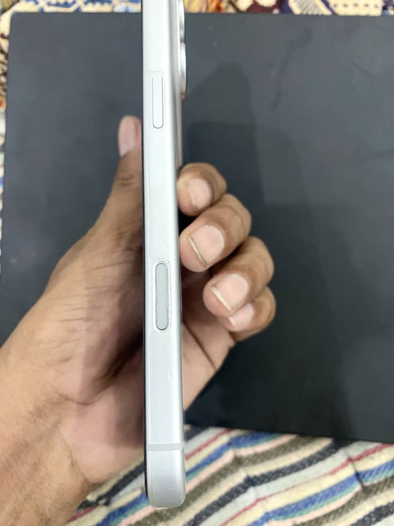 Apple iPhone 17 Pro Max 2