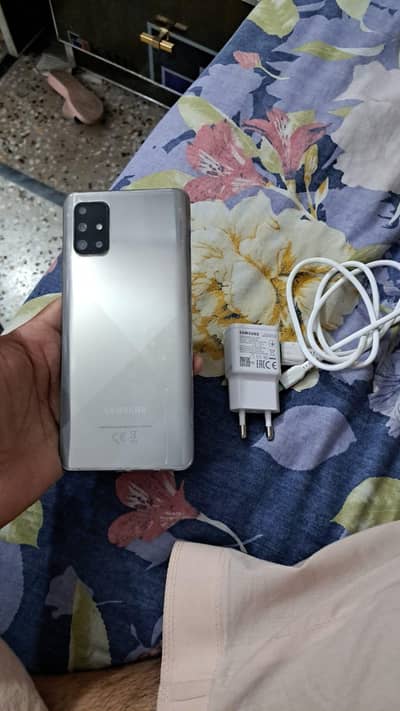 Samsung A71 official pta 8/128 1st hand use