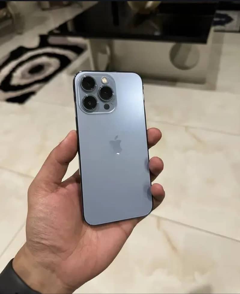 Apple iPhone 13 Pro 0