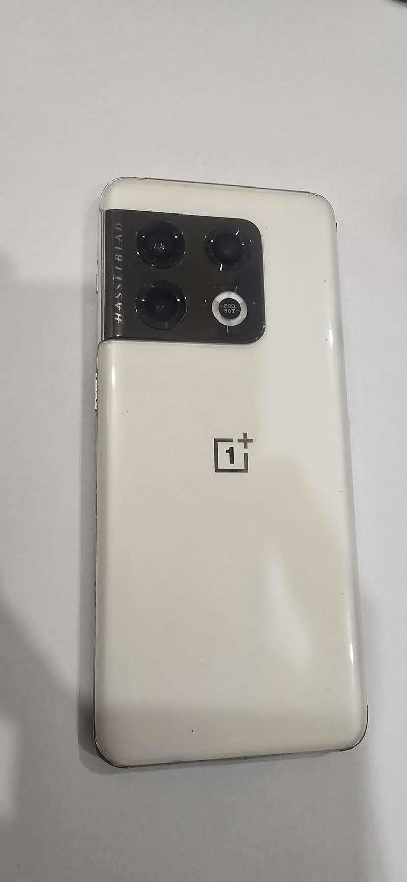 One Plus 10 Pro 3