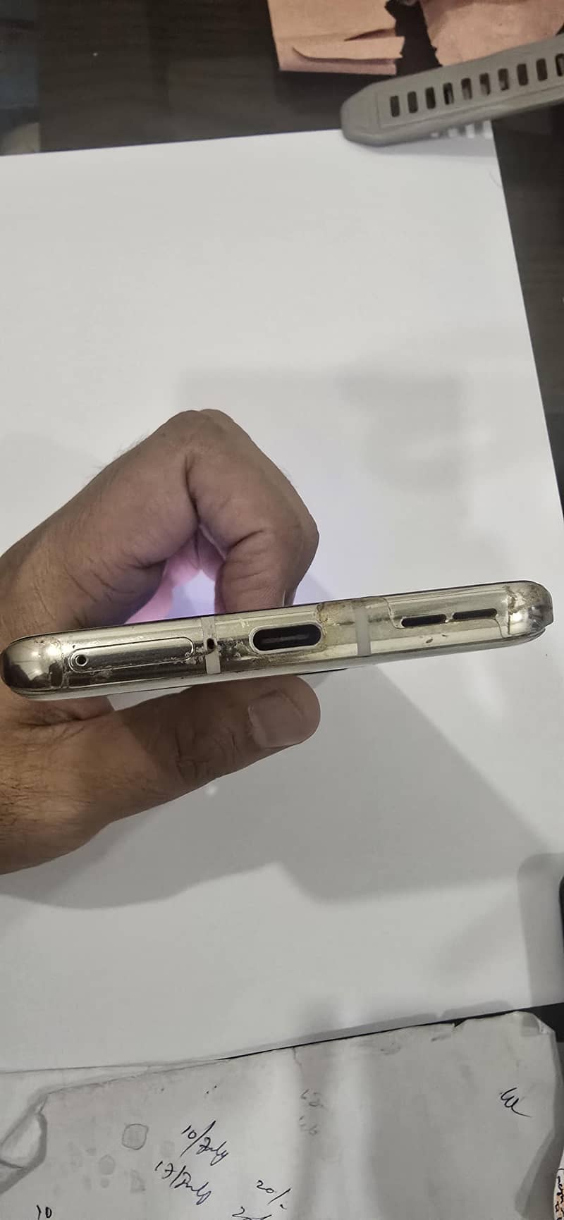 One Plus 10 Pro 4