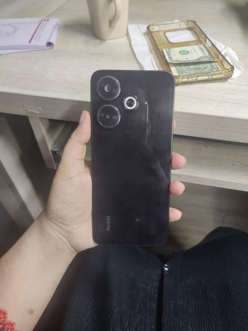 Realme 13 4