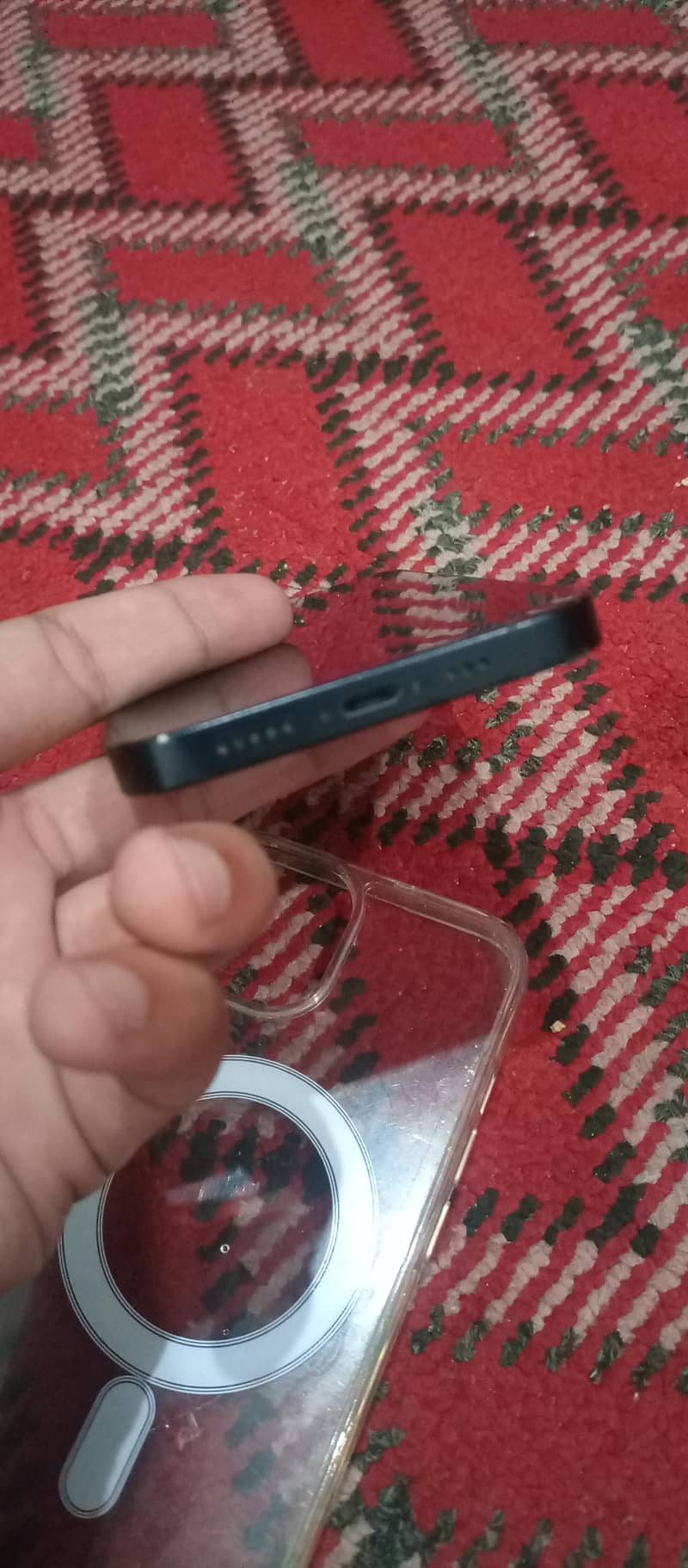 Apple iPhone 13 5