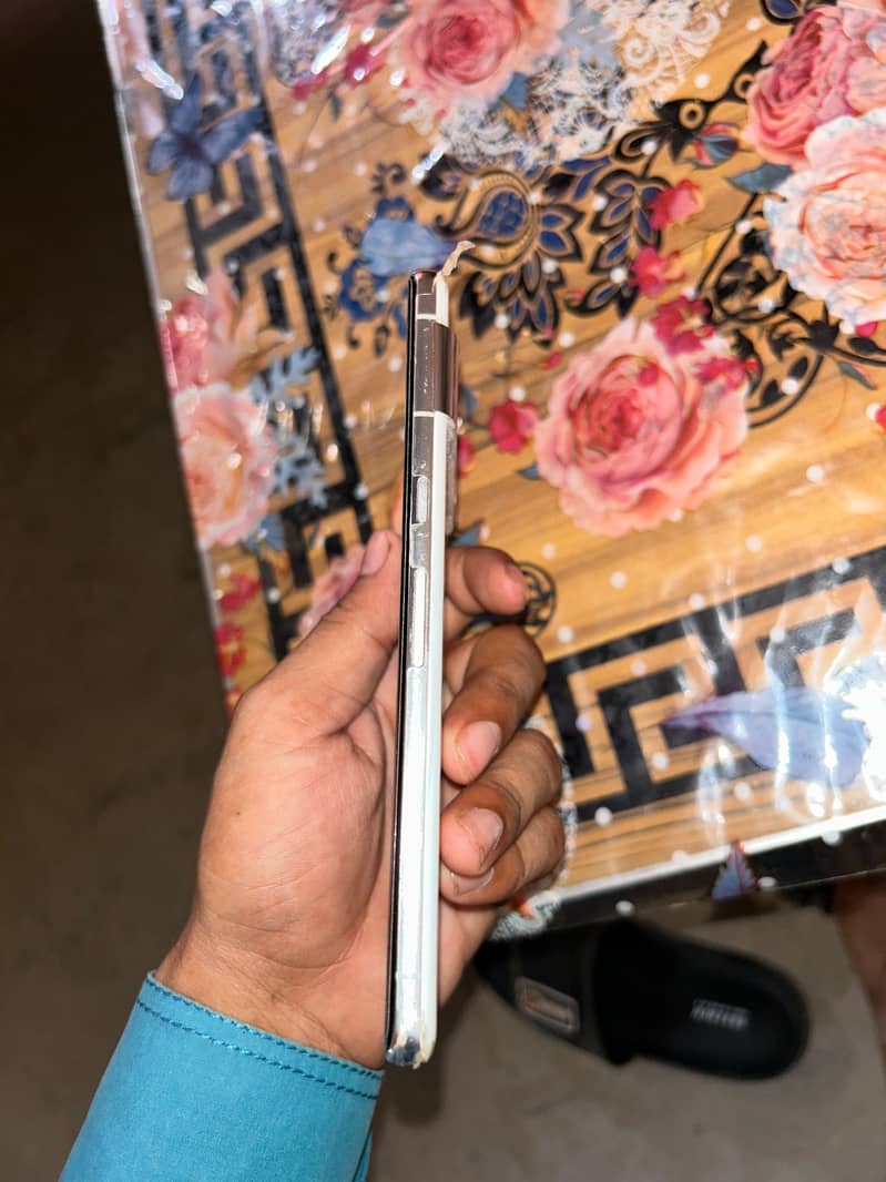 Google Pixel 7 Pro 4
