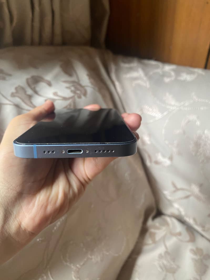 Apple iPhone 14 2