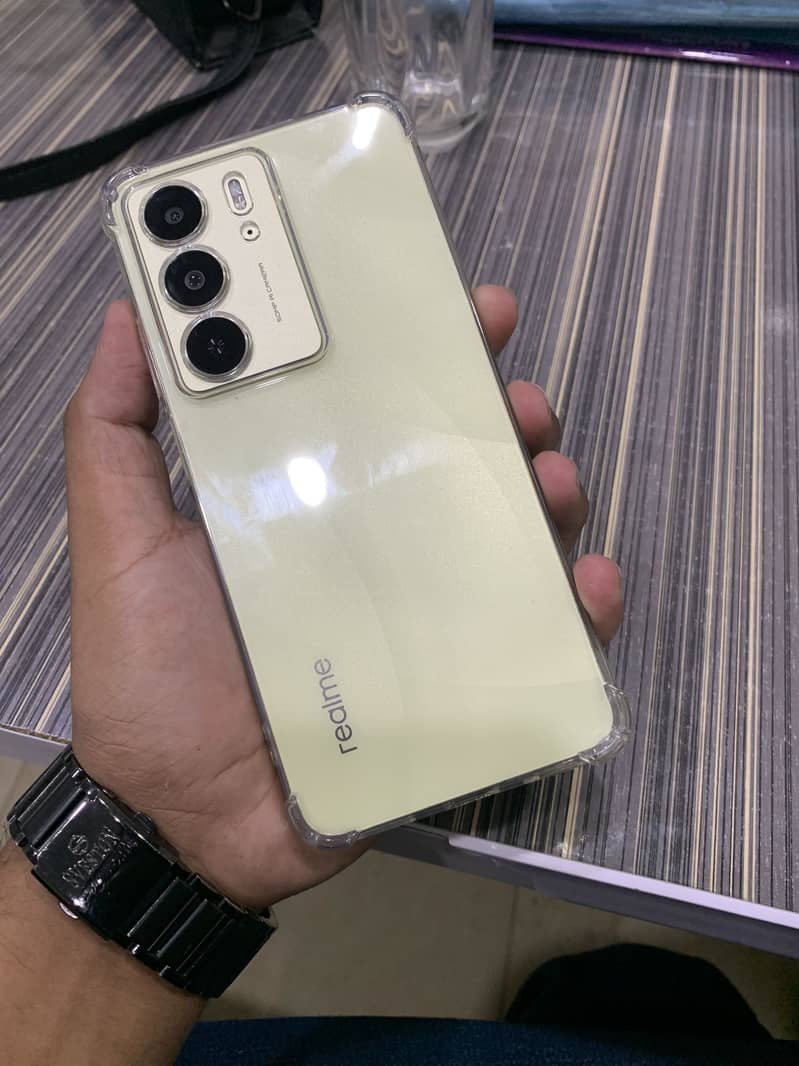 Realme C75 0