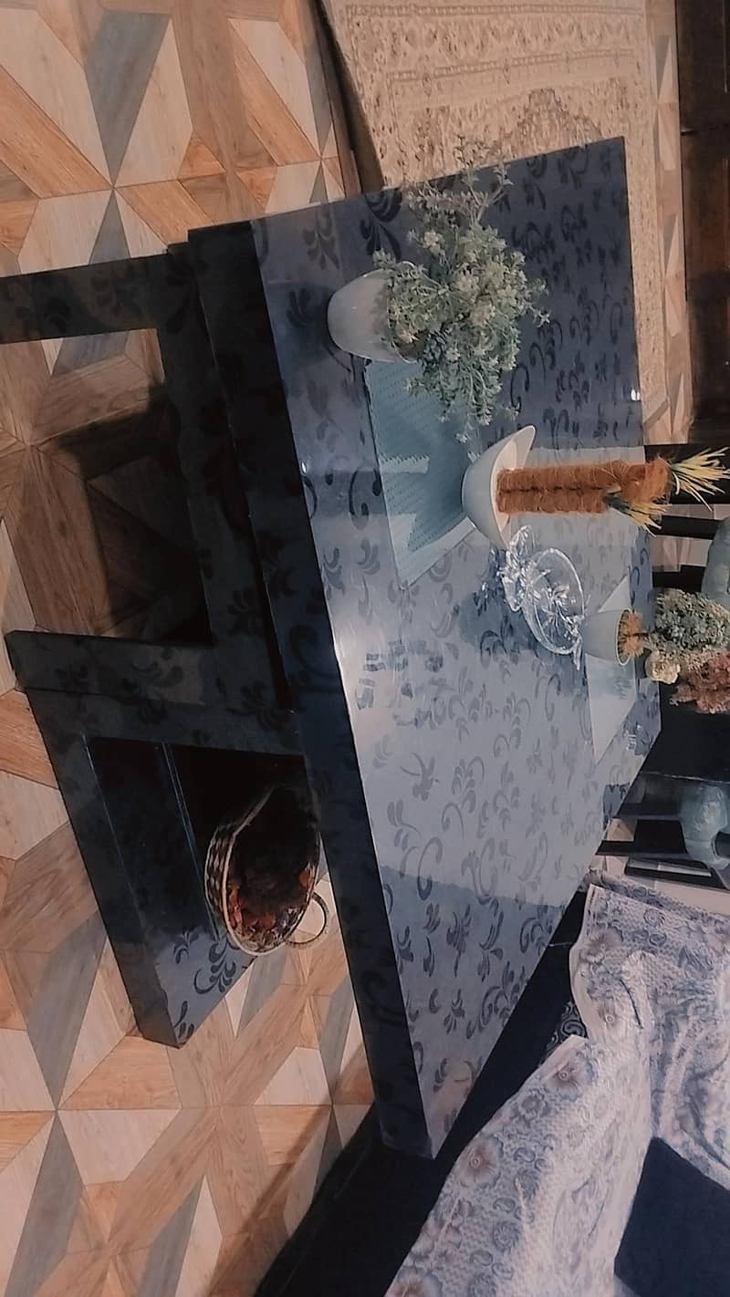 MODERN DINING TABLE WITH 2 ADDITIONAL SMALL TABLES 4
