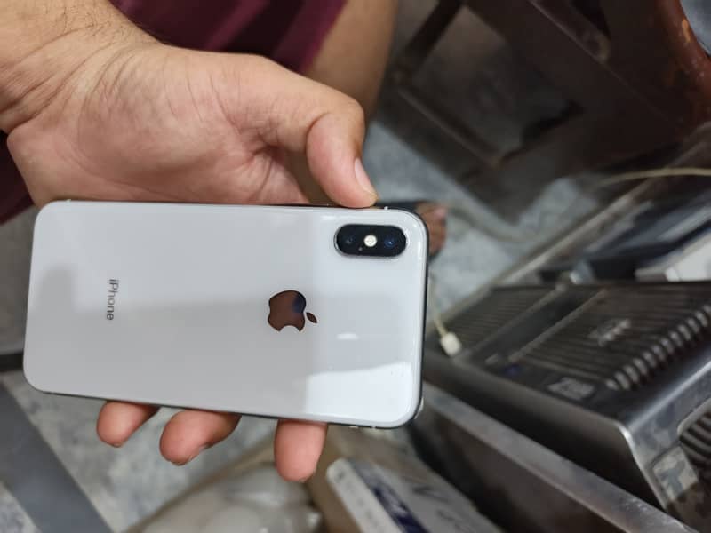Apple iPhone X 0