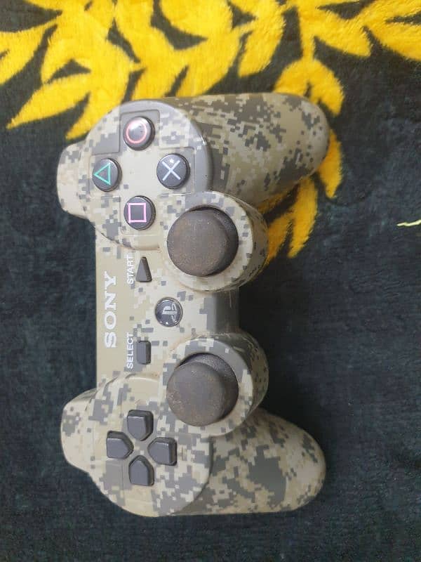play station 3 cd available plus one controller 3