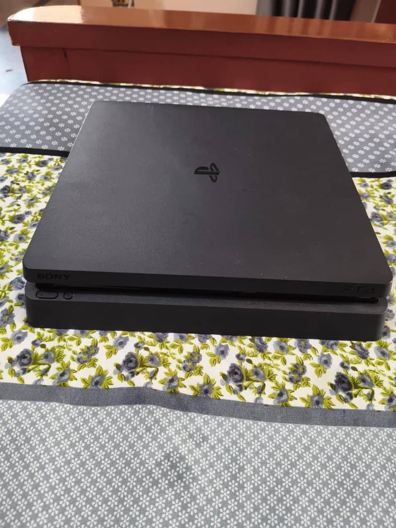 PS4 Console 1
