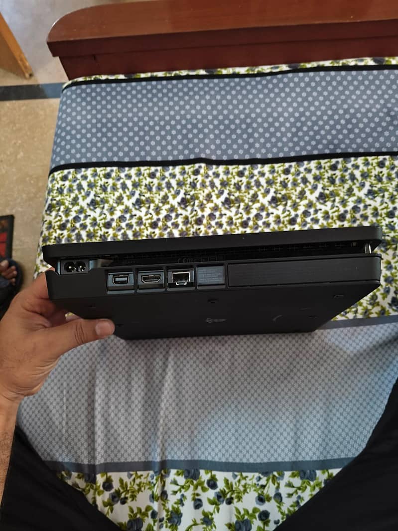 PS4 Console 2