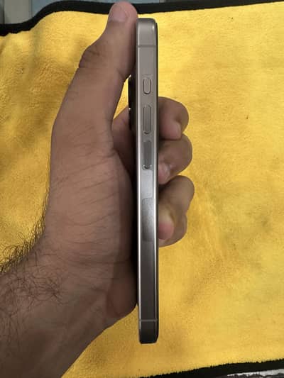 Apple iPhone 15 Pro