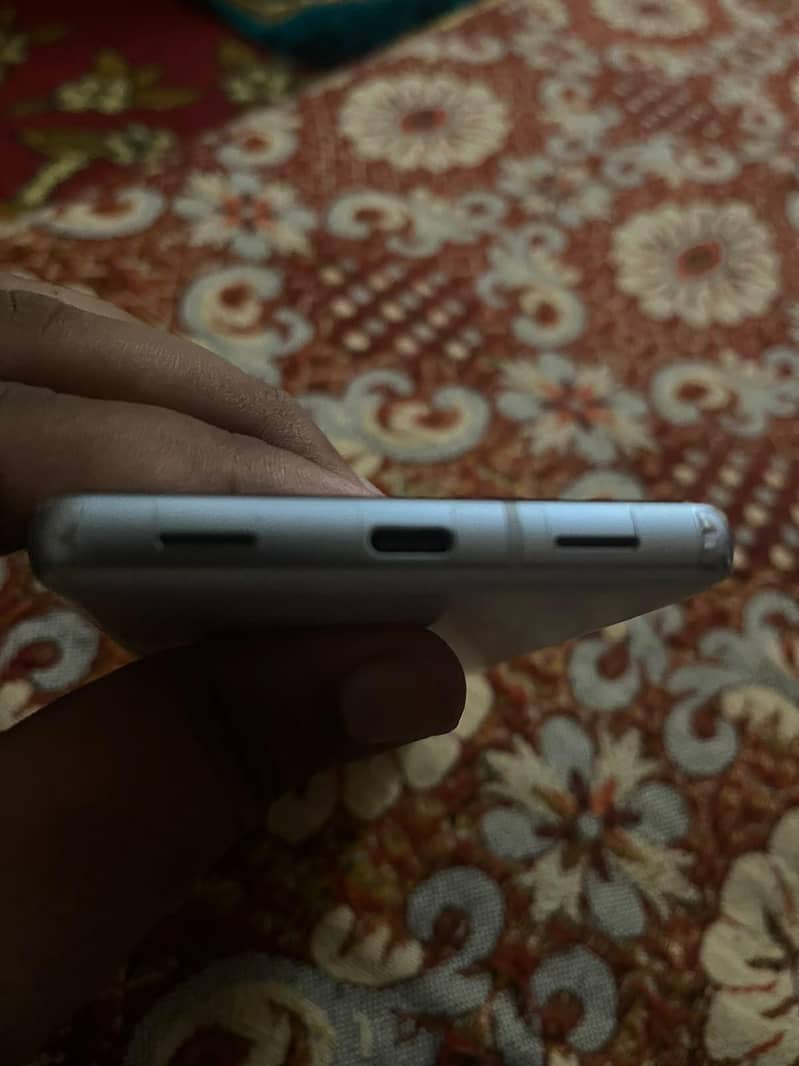 Google Pixel 7a 3