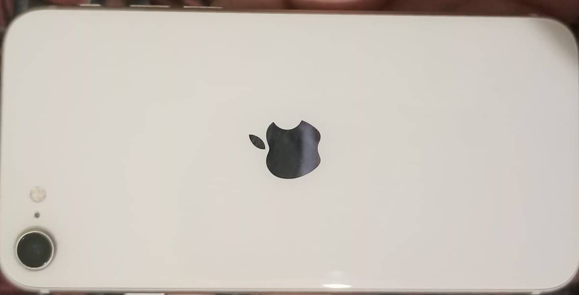 Apple iPhone SE 3 generation 0