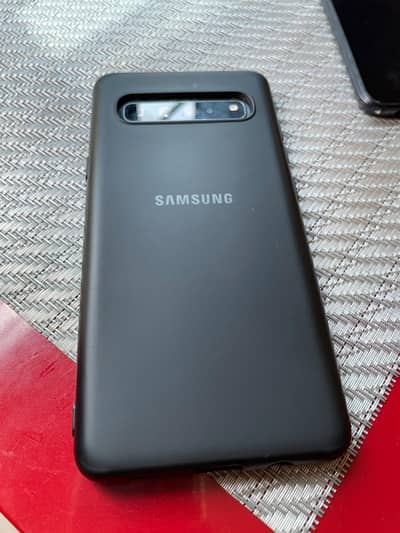 Samsung Mobile S10 5G and Zero carbon buds (exchange)