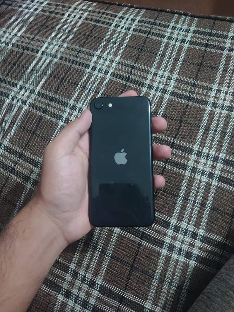 Apple iPhone SE 0