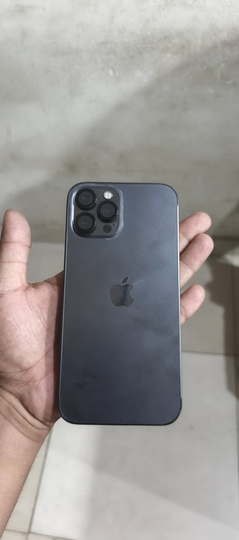 Apple iPhone 12 Pro Max 4