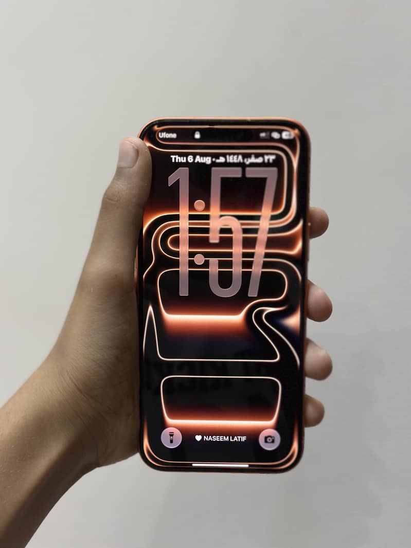 Apple iPhone 17 Pro Max 1