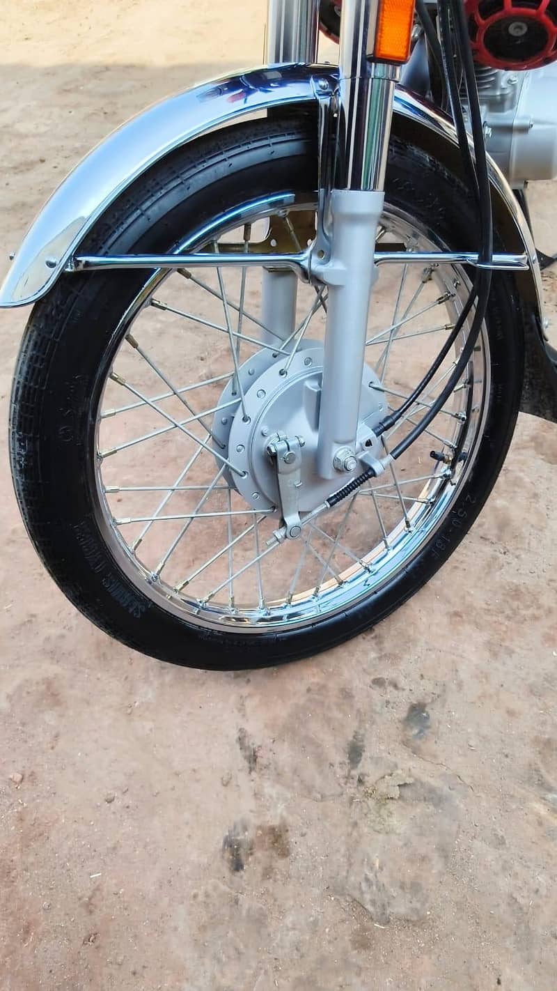 2025 model 8