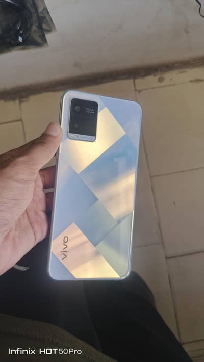 Vivo Y21