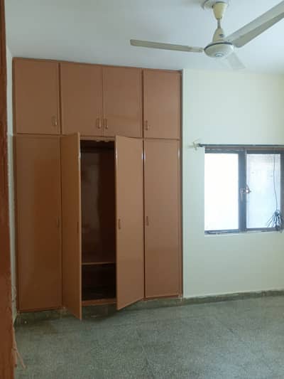 G-11/4 FGEHA E-Type 2nd Floor Flat For Rent