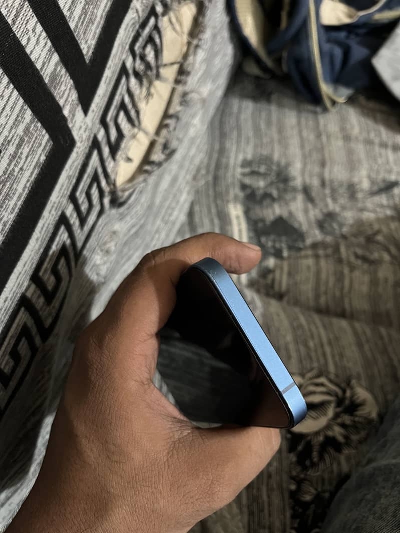 Iphone 13 3