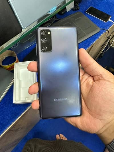 Samsung Mobile S20 FE