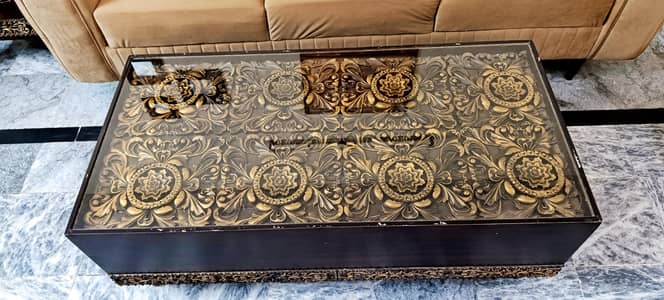 Classic Carved Wooden Coffee Table with Glass Top (Gold Detailing)