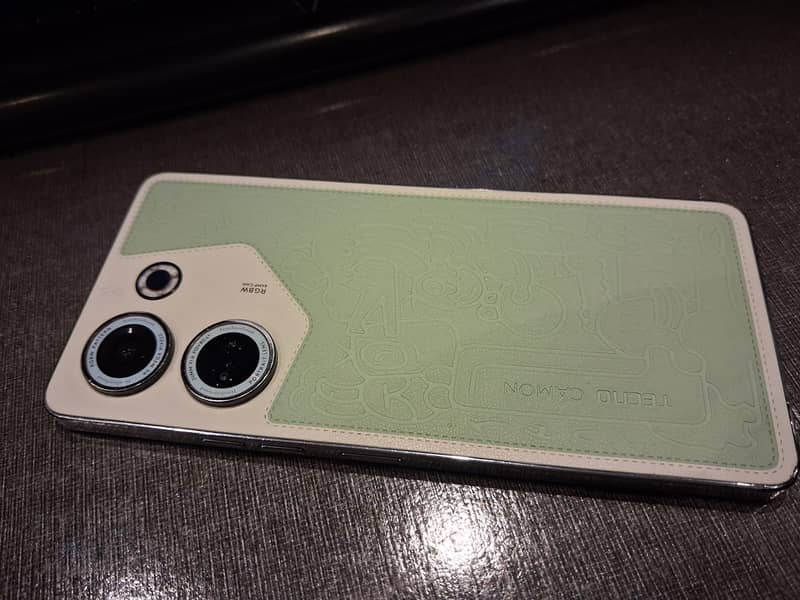 Tecno CAMON 20 Pro 6