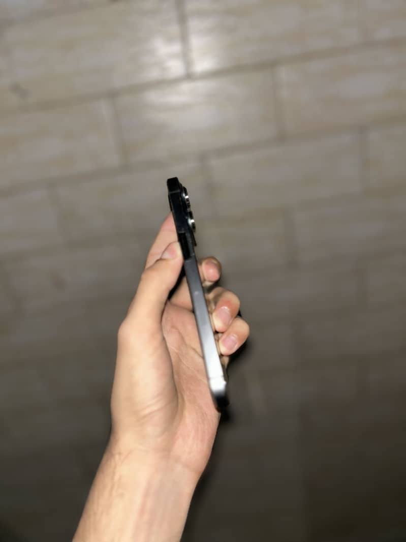 iPhone 13 Pro 3