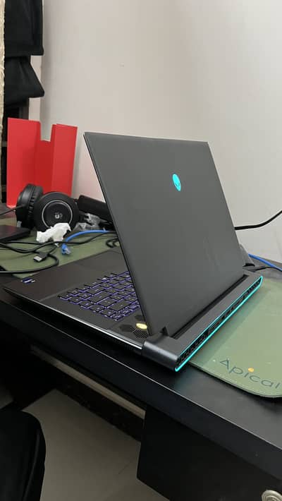 Alienware M16 R1 | RTX 4090 | i9-13900HX | 480hz
