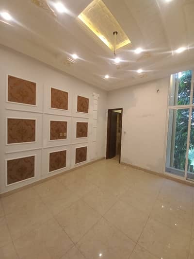 Upper Portion Of 10 Marla House Available For Rent In Canal Gardens Block H