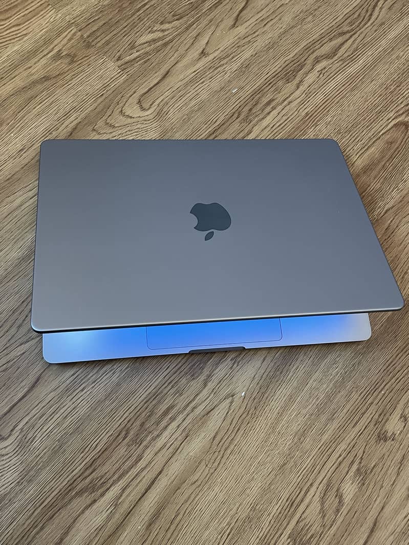 M1 pro 14” 1