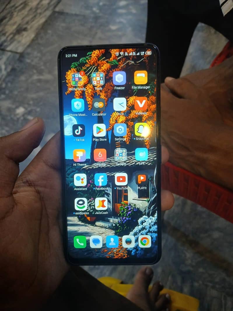 Tecno CAMON 18T 1