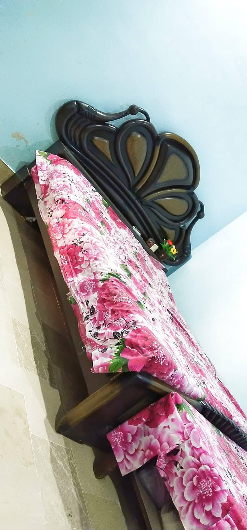 Bed good condition 1