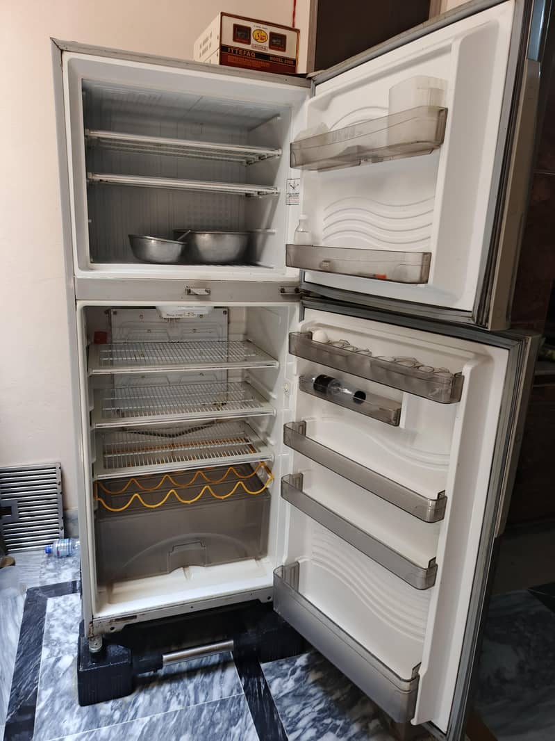 Refrigerator 1